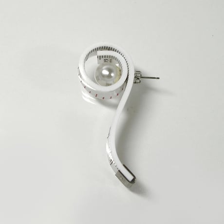 メジャーリボンピアス（片売り）