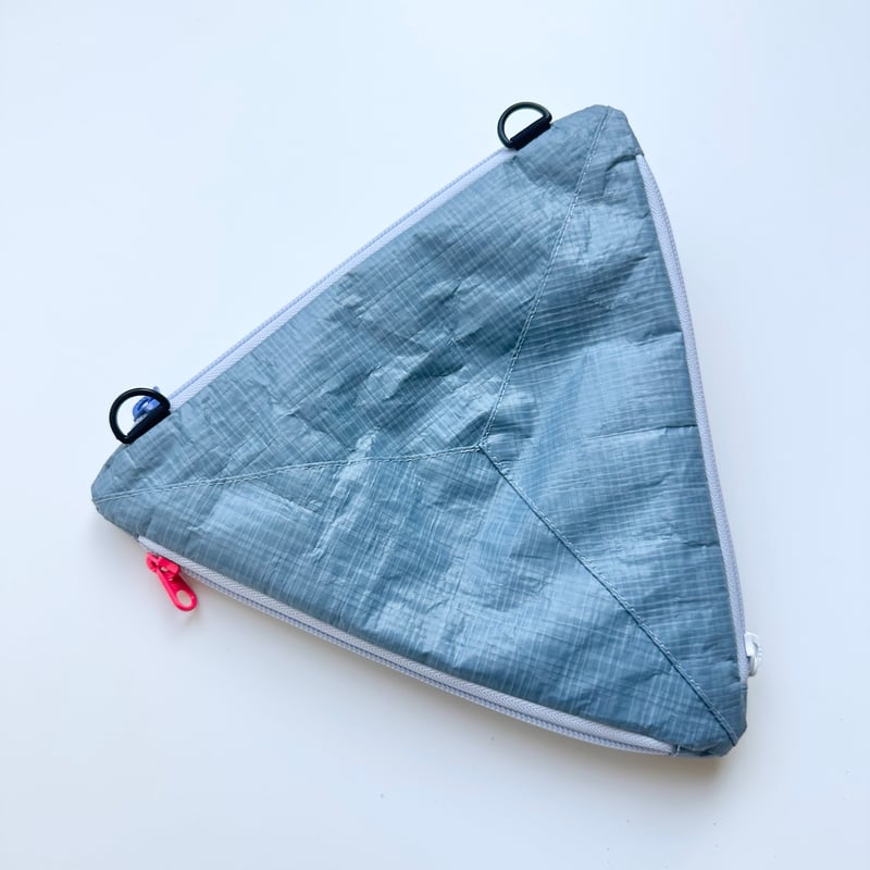 EYL Triple Pocket Pouch コインケース Lサイズ EYL Triple Pocket Pouch【L】Sax Blue | EYL Online