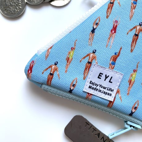 EYL triangle coin purse "Swim"