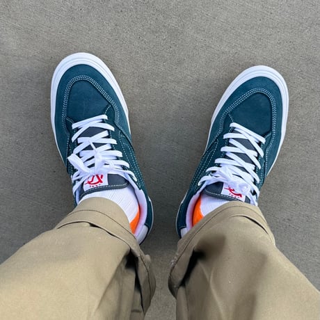 ching & co.× EYL "White Orange" Socks