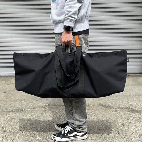 EYL  "Skate Tote" Black