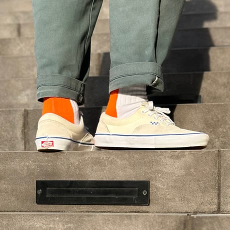 ching & co.× EYL "White Orange" Socks