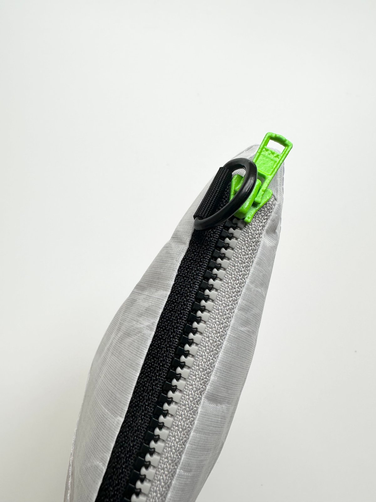 EYL Triple Pocket Pouch【S】DCF Hybrid White | E