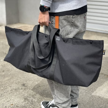 EYL  "Skate Tote" Black
