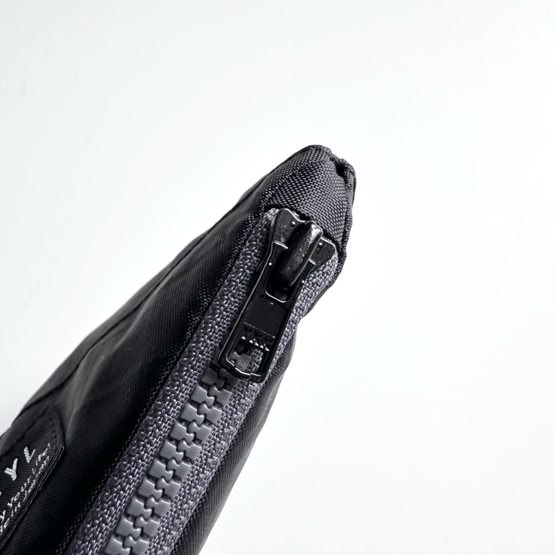 EYL Triple Pocket Pouch【S】Black | EYL Online St