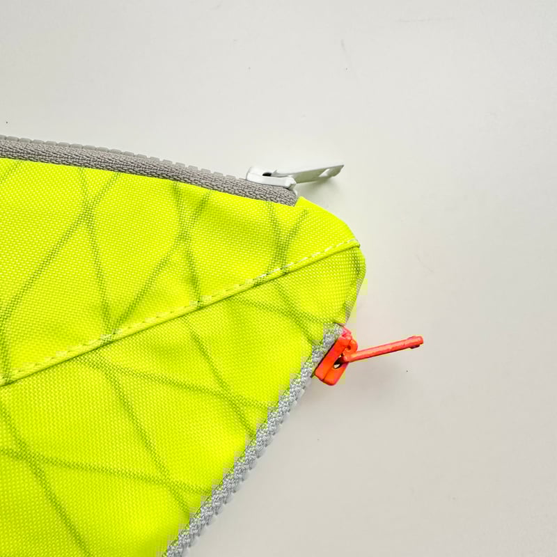 EYL Triple Pocket Pouch【S】Optic Yellow | EYL On