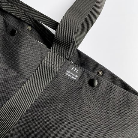 EYL  "Skate Tote" Black