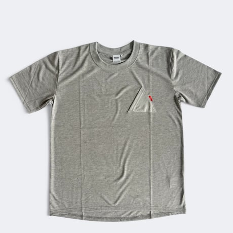 EYL Triangle Pocket S/S Tee DRYCOTTONY