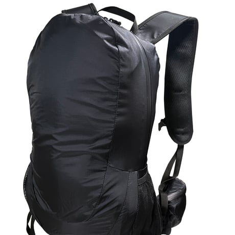 バックパック（サイドポケット付） 20L 超軽量（UL） 撥水 防水　アタックザック ハイキング トレッキング ブラック 黒 折りたたみ 旅行 トラベル 防災 PEAKHUNT(ピークハント）