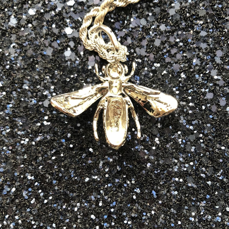 GUCCI好きにおすすめ☆ハチネックレス🐝 | JIGGY HOUSE GUCCI好きにおすすめ☆ハチネックレス🐝 | JIGGY HOUSE