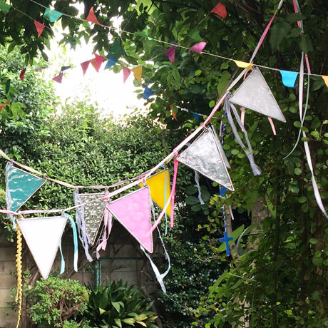 stained　Flag Garland