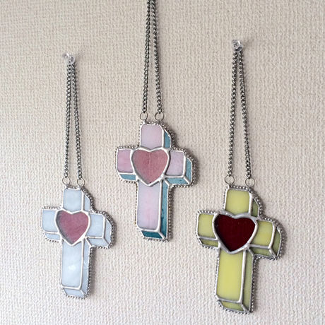 stained　Cross Heart:pink
