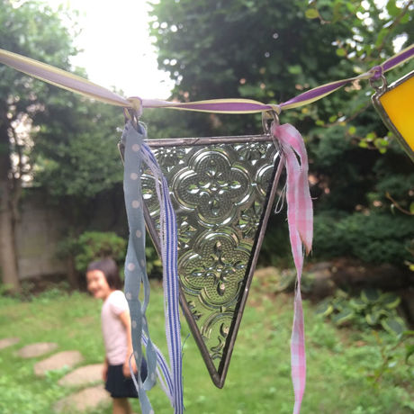 stained　Flag Garland