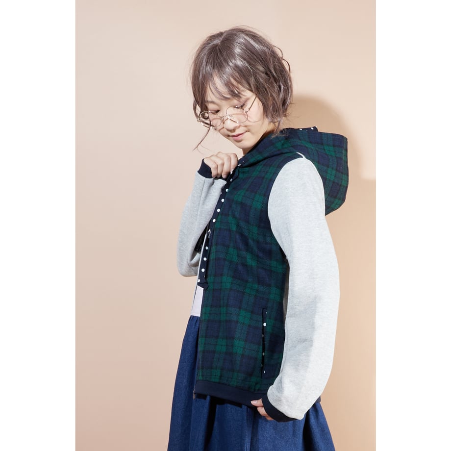 675ef785e4ecdd2a59a6a604