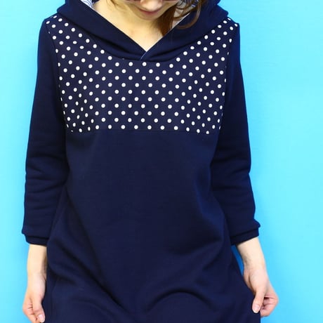 定番フードワンピース♡（ネイビー×dot)