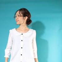 大人可愛いホワイトシャツ♡