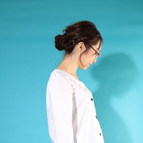 大人可愛いホワイトシャツ♡