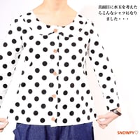 真面目に水玉を考えたらこんなシャツになりましたシャツ‥