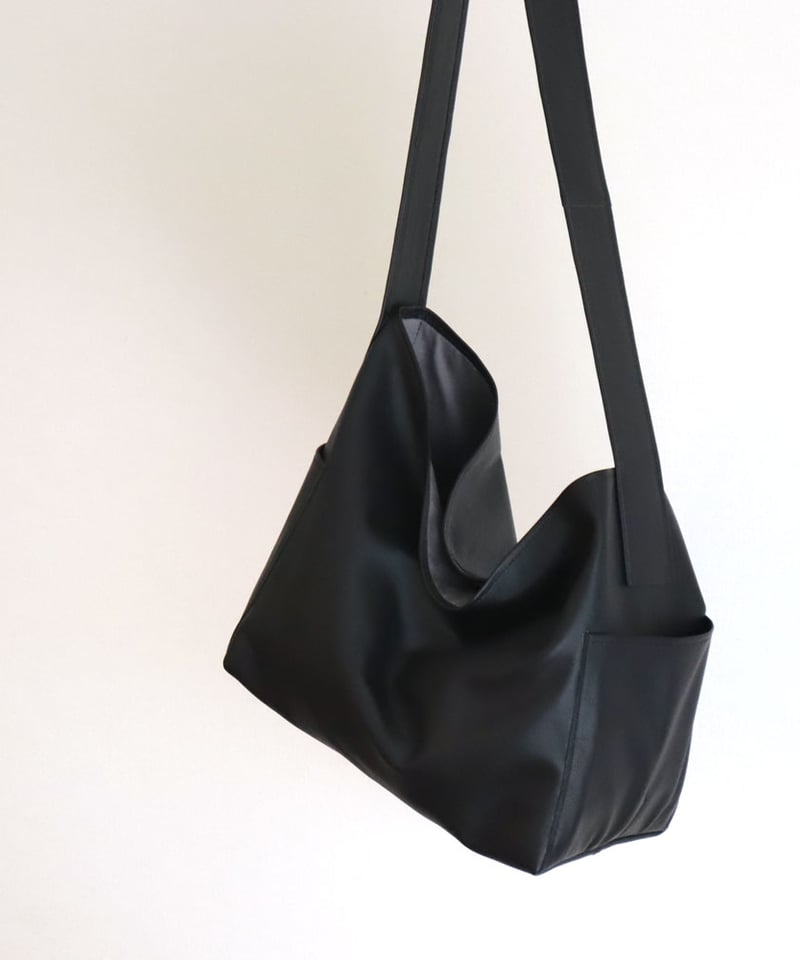 Newspaper Bag（牛革）MARUFUKU | WAQWAQ