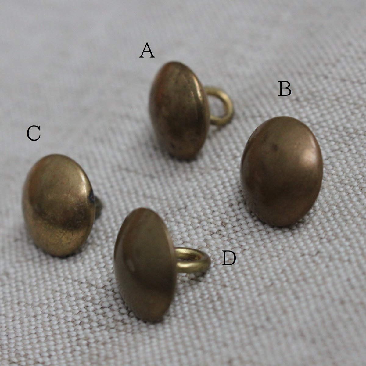 真鍮ボタン 15㎜ 各種 PARIS刻印あり フランスアンティークボタン 348