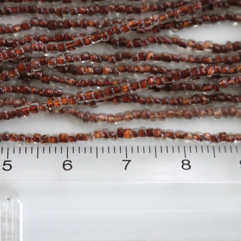 アンティークシードビーズ Ø2㎜（ｸﾘｱﾌﾞﾗｳﾝ）フランス製 S327 | Le manège