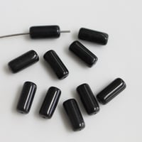 ガラスチューブビーズ （ブラック）10本　10㎜　フランス現行　224