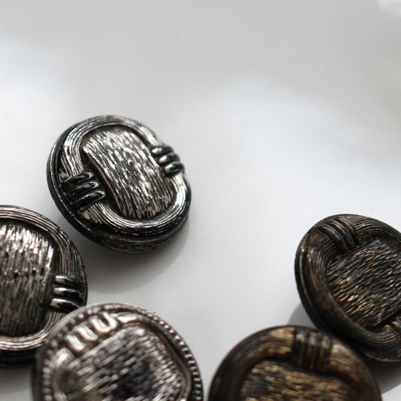 ガラスボタン21㎜（シルバーセンターブラック）2個 ヨーロッパ