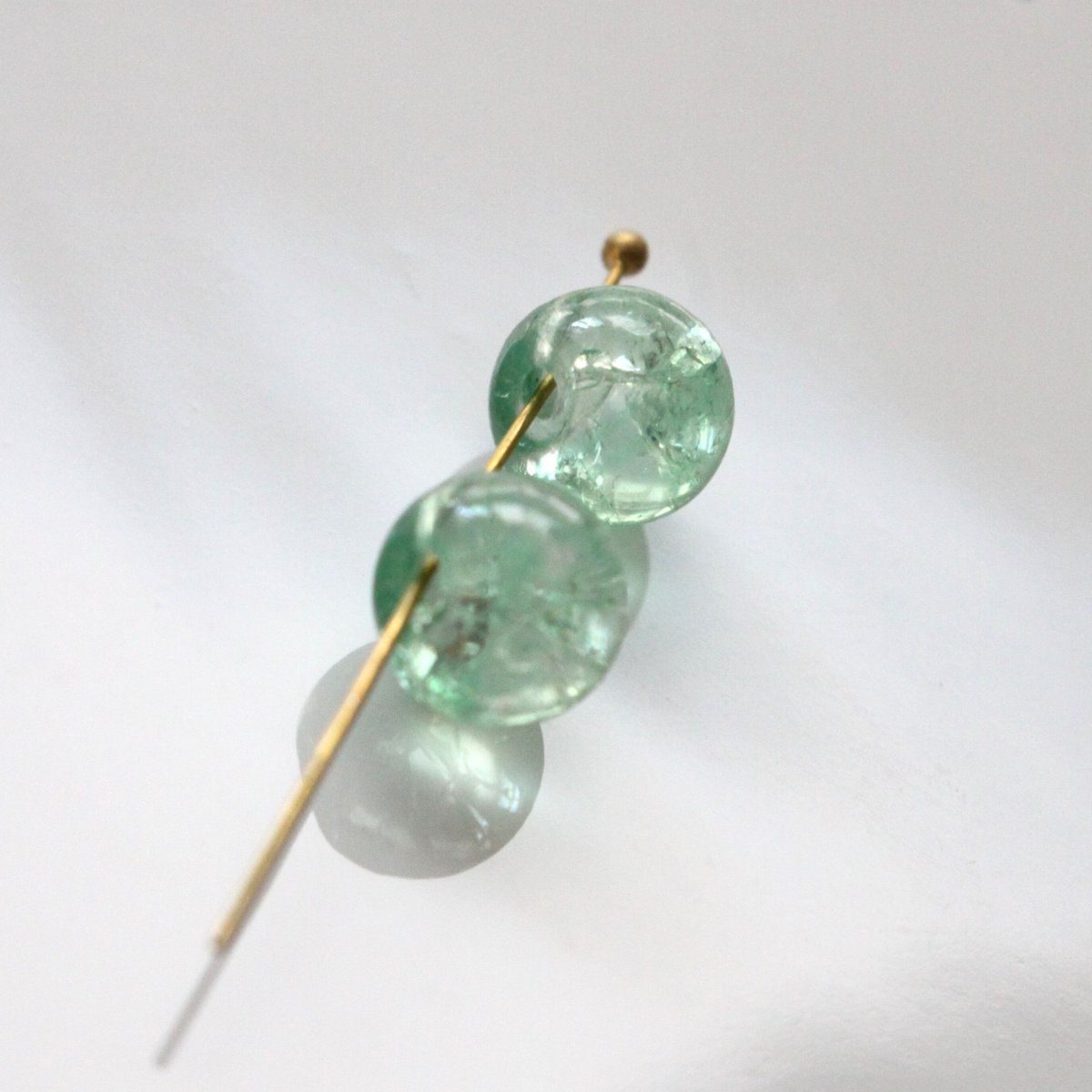 ラウンドクラックガラスビーズ9㎜ 2個 フランス製ヴィンテージ 485