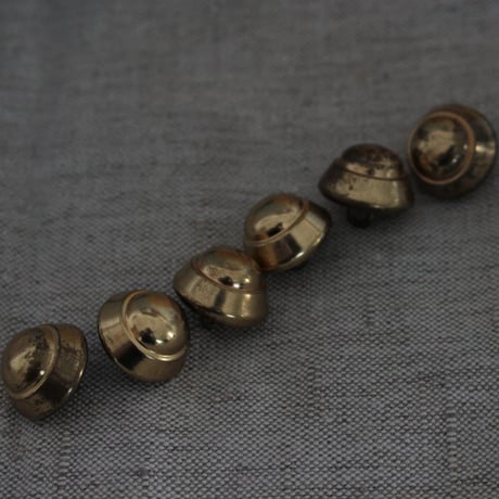 フランス軍の真鍮ボタン 18㎜　　フランスヴィンテージ　342t