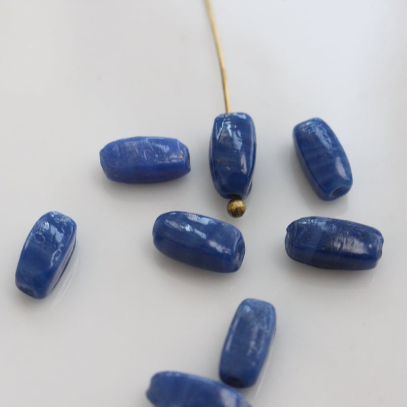 細長ガラスビーズ10個（ブルー）9㎜ チェコヴィンテージ 169 | Le manège