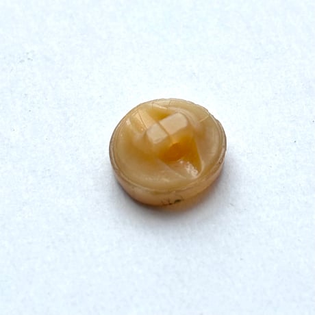 ガラスボタン11㎜(ベージュ）　2個　フランスヴィンテージ