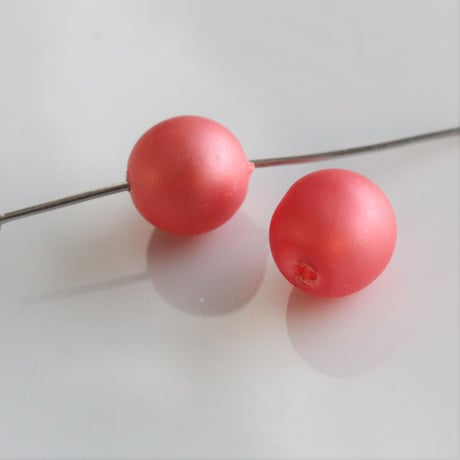 .ラウンドマットガラスビーズ9㎜　2個（pink）　フランス1940年代ヴィンテージ　235