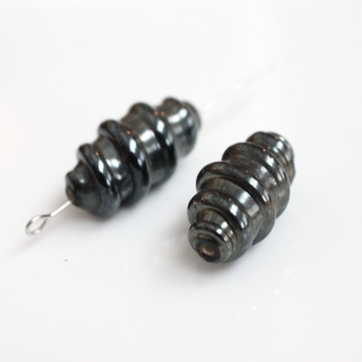 スパイラルガラスビーズ25㎜ フランスヴィンテージ 188 | Le manège