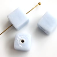 .マットなキューブビーズ10㎜（ﾊﾟｽﾃﾙﾌﾞﾙｰ）フランス製　ヴィンテージ　467