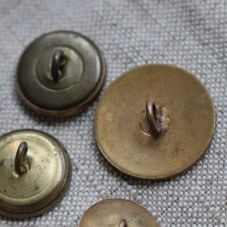 古いフランスの金属ボタン各種　　345