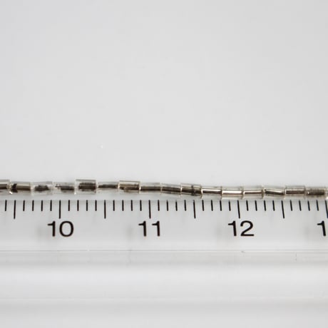 .アンティーク竹ビーズ Ø1.5㎜（ｼﾙﾊﾞｰ）フランス製 685