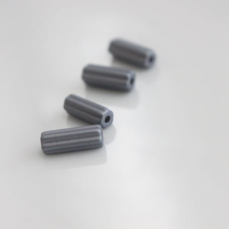 ガラスチューブビーズ4本セット　metallic gray　フランス　　234
