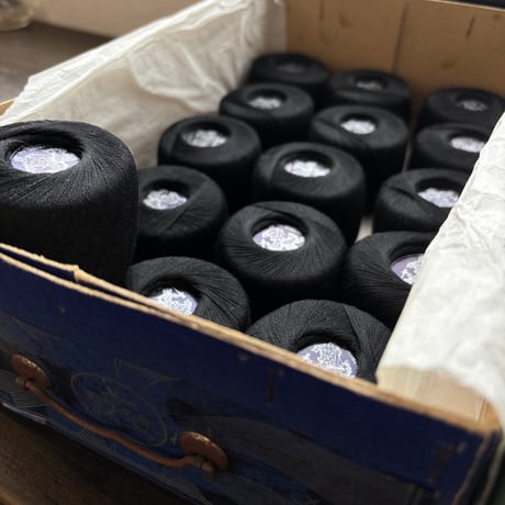 . フランス製デッドストック　糸巻き「AU FRANC OR」（ブラック）