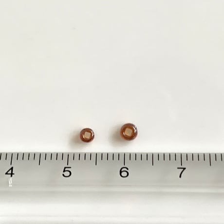 シードビーズ　3.8ｇ (ﾊﾟｰﾙﾌﾞﾗｳﾝ)   Ø3㎜　チェコヴィンテージ fe02