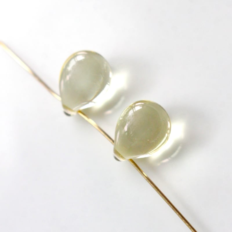 ドロップガラスビーズ13㎜ 2個（yellow） チェコ80年代ヴィンテージ