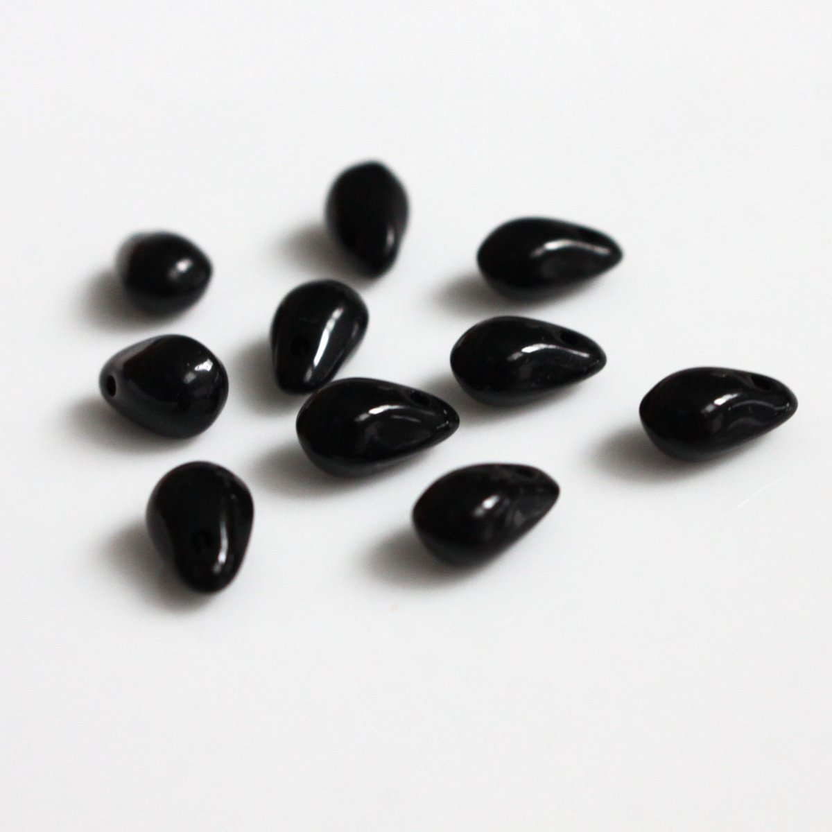 Apple ガラス フロッピー コースター ヴィンテージ ティアドロップガラスビーズ9×6㎜（黒）10個 チェコヴィンテージ