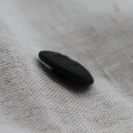 フランスの古い黒いくるみボタン 22㎜　フランスヴィンテージボタン