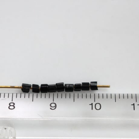 .アンティーク五角形フレンチジェットビーズ 3ｇ　フランス製　OR22