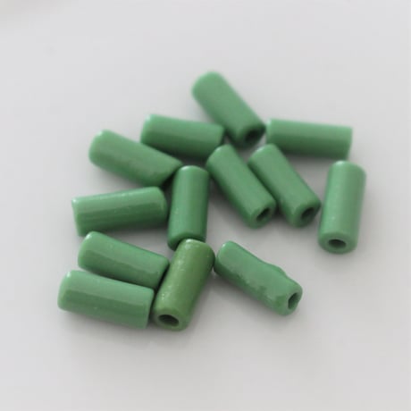 SALVADORI社チューブビーズ （green）10本　フランス製　ヴィンテージビーズ　475