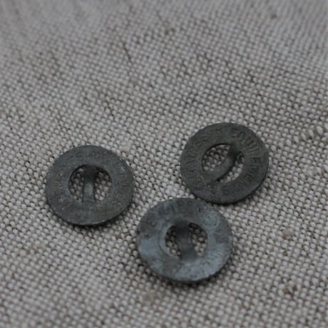 希少　フランス軍アルミボタン 14㎜ 　1個（Atype）equipements militaire  367