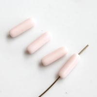 .チューブガラスビーズ 4個（baby pink）14㎜　フランスヴィンテージ　286