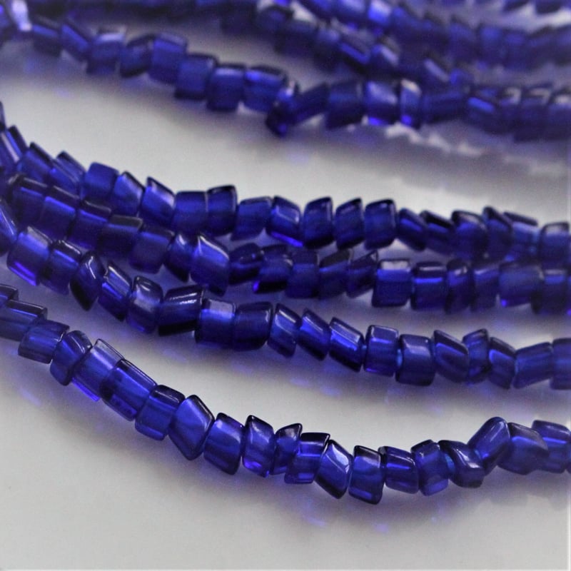 キューブビーズ （コバルトブルー）5g 70年代チェコヴィンテージ 837