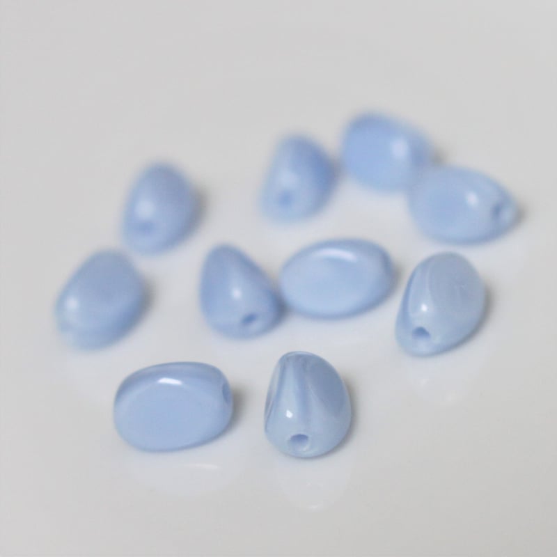 三角ビーズ10個（水色）7㎜ フランス製 323 | Le manège