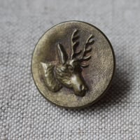 【動物ボタン】鹿のメタルボタン　25㎜　フランス　PARIS刻印 fh6