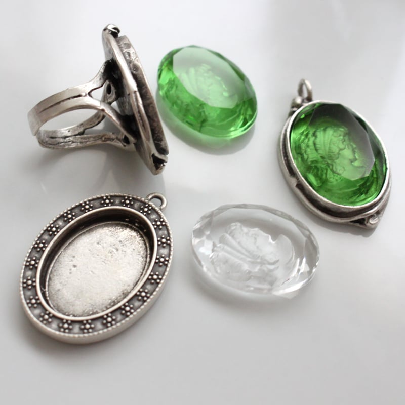 本真珠とエメラルドのブローチ　ペンダントトップ　シルバー製　美品 楽天市場】シルバー ペンダントトップ（種類（宝石）エメラルド